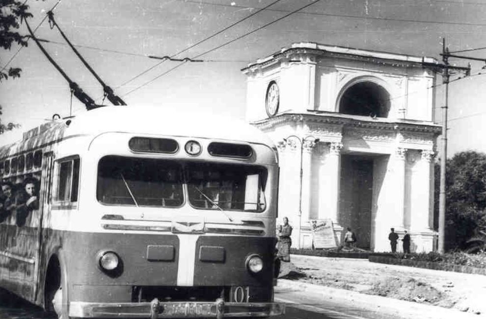 Ровно 75 лет после появления первого троллейбуса в Кишиневе