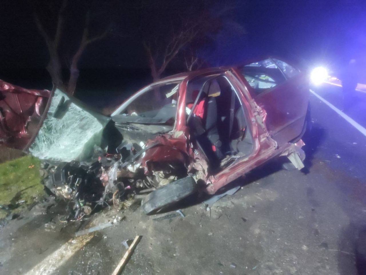 Страшная авария! 29-летний водитель автомобиля врезался в микроавтобус
