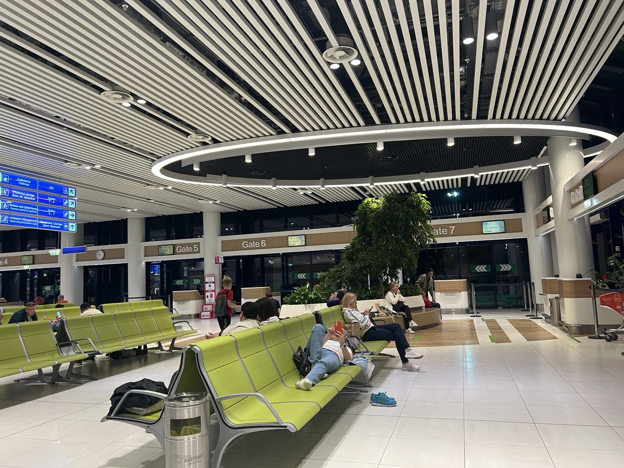 Министр инфраструктуры: Критика кафе и lounge-зон в аэропорту Кишинева — во многом заказная