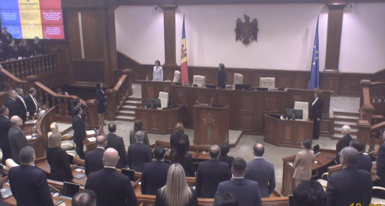 В Молдове открылся парламент нового созыва: призывы к стабильности, демократии и солидарности